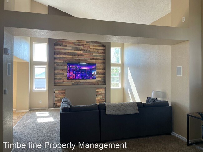 Foto del edificio - 3 br, 3 bath House - 4757 Sweetgrass lane