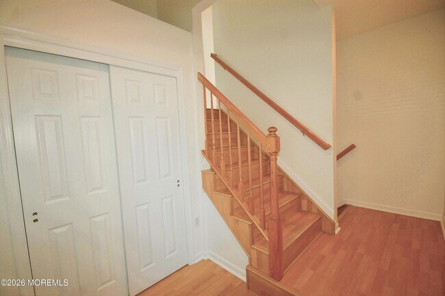 Foto del edificio - 574 Beachway Ave