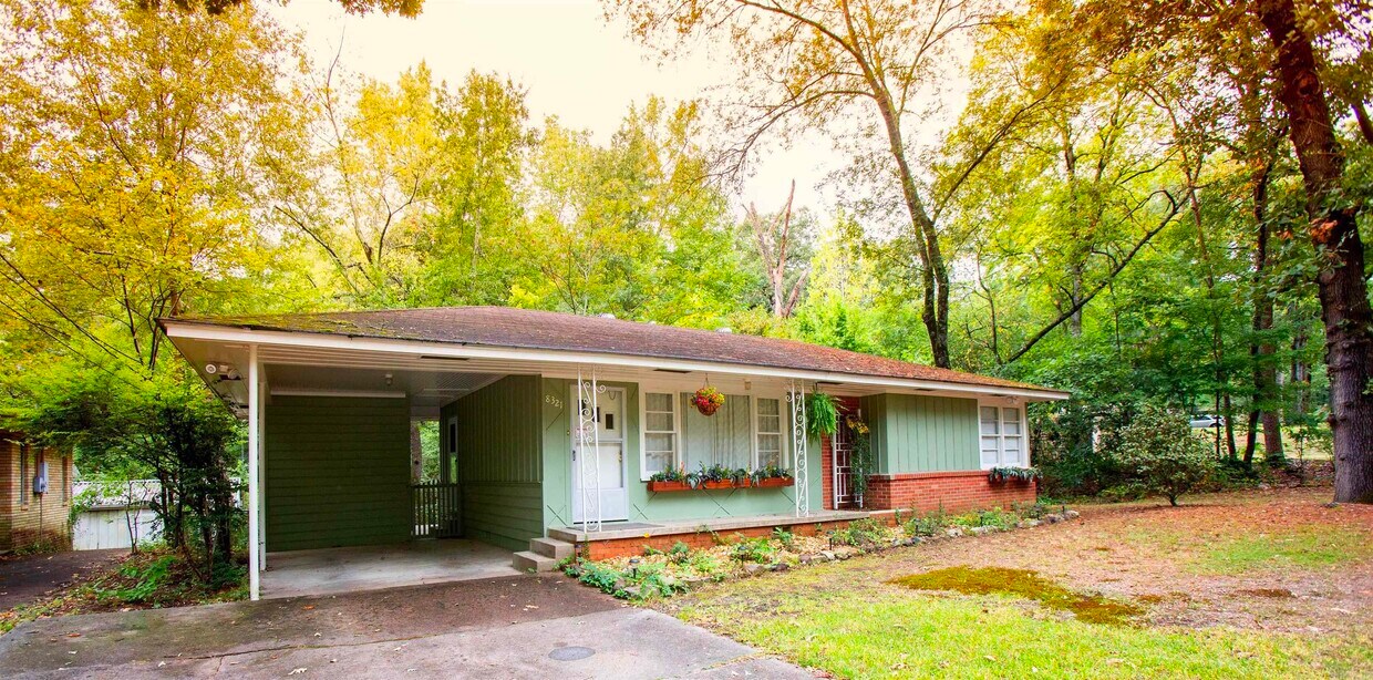 Foto principal - 8321 Westwood Ave