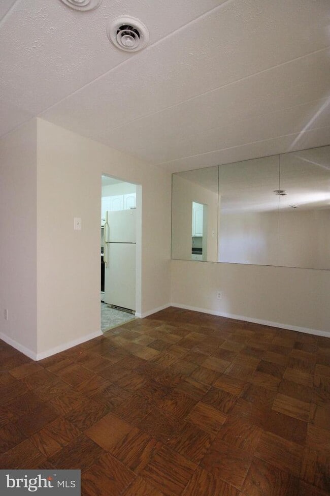Building Photo - 5701 Indian Ct