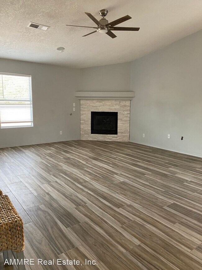 Building Photo - 3 br, 2 bath House - 6465 Coventry Hills Rd.