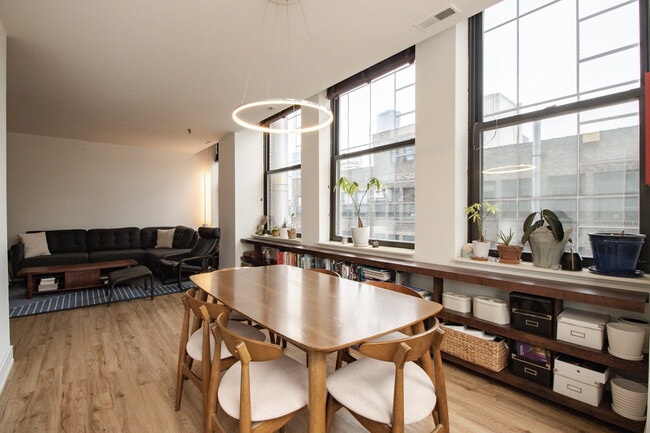 Foto del edificio - 740 S Federal St