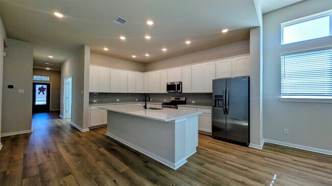 Foto del edificio - 31814 Blossom Ln