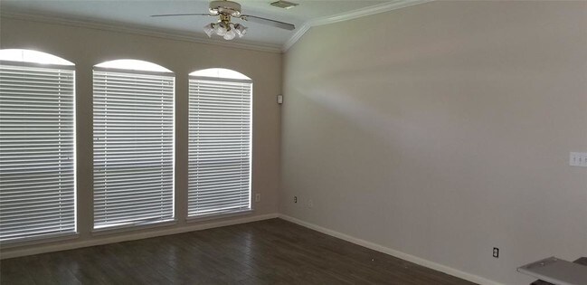 Foto del edificio - 506 Calloway Dr