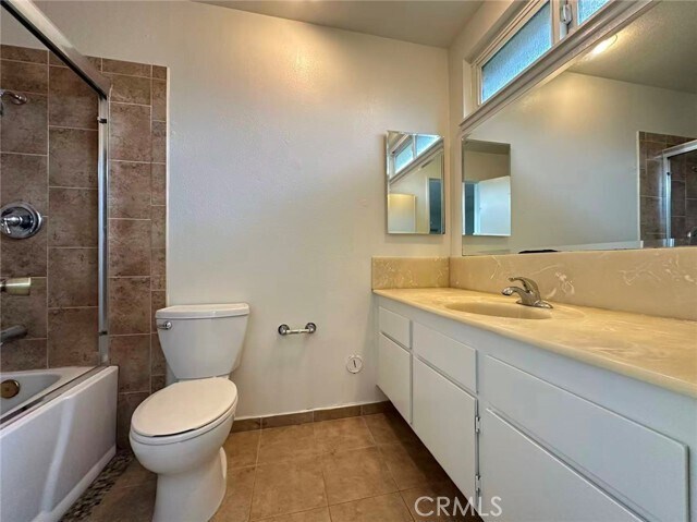 Building Photo - 877 Golden Prados Dr