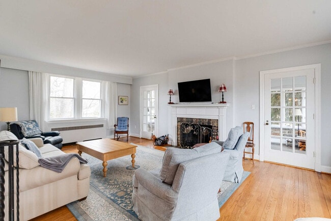 Building Photo - 10417 Liberty Rd