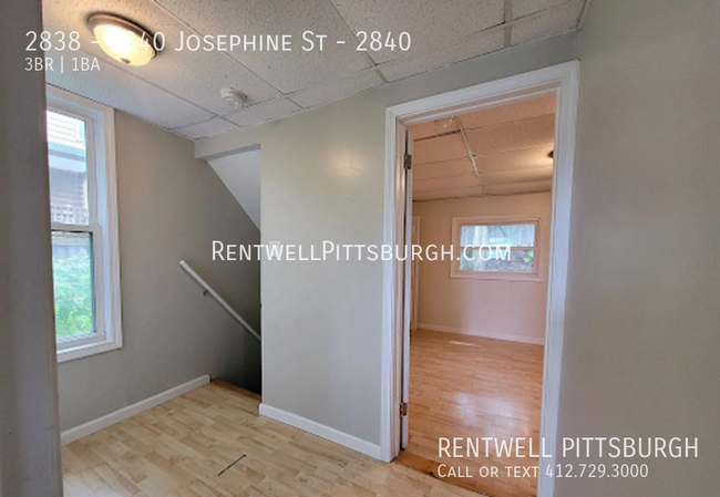 Foto del edificio - 3 Bedroom Townhome in Side Side