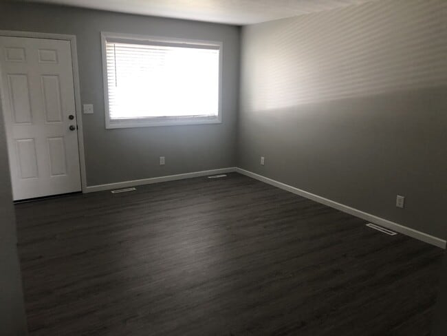 Living Room - 73 Dupont Cir