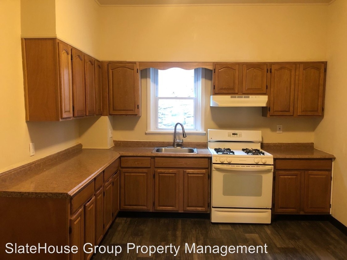 Primary Photo - 5 br, 2 bath House - 506 Cherokee