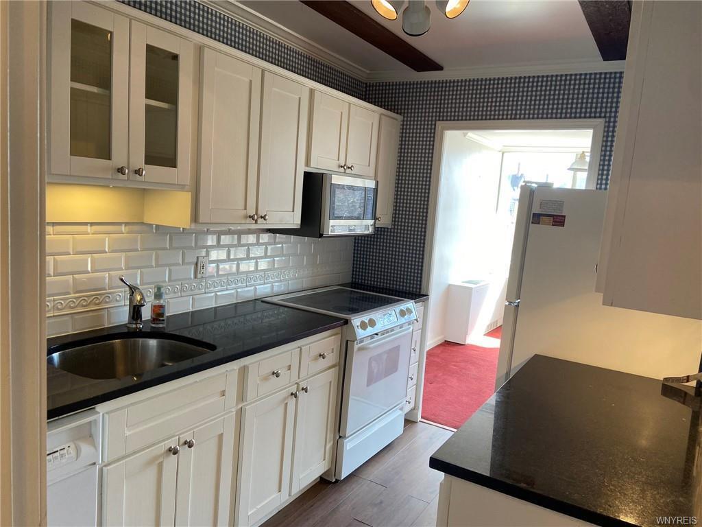 Foto principal - 1088 Delaware Ave