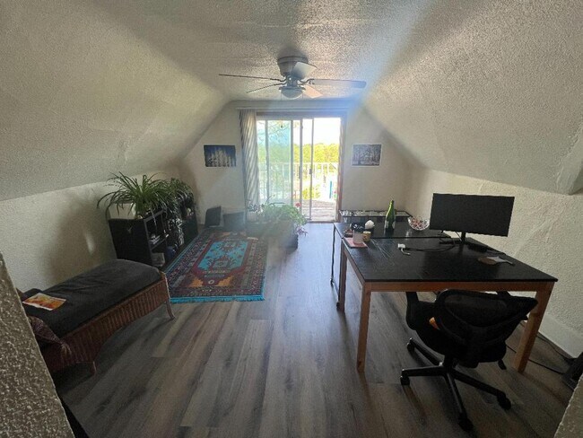 Foto del edificio - 2111 Gordon Ave