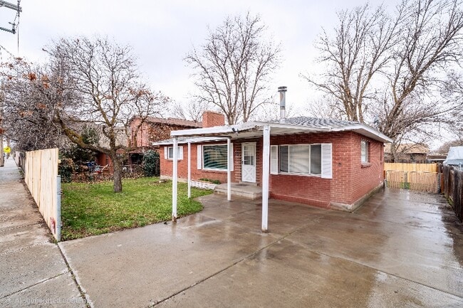 Building Photo - 5656 S 1300 E