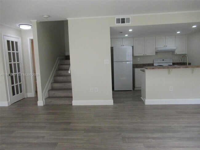 Foto del edificio - 6825 SW 45th Ln