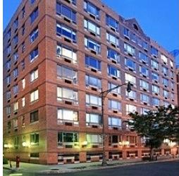 Building Photo - 110 Horatio St