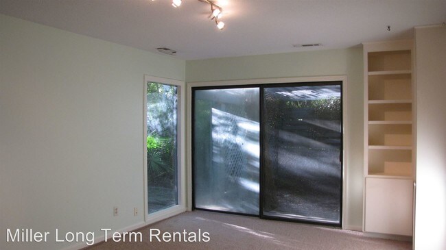 Building Photo - 15 Dewberry Ln