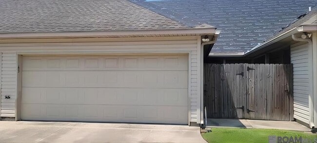 Building Photo - 4848 Windsor Village Dr