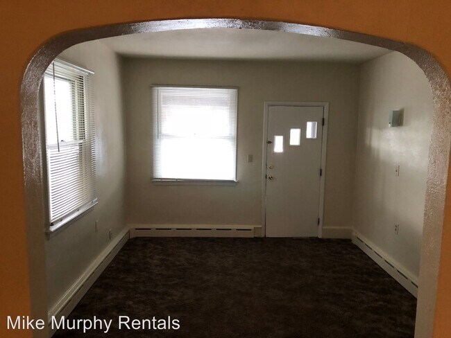 Building Photo - 3 br, 1 bath House - 743 S Front Street