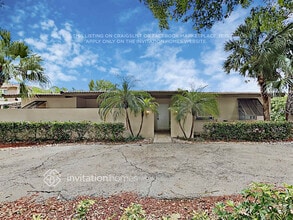 Building Photo - 1601 Seabreeze Blvd