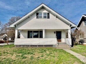 Building Photo - 2203 N Perry St