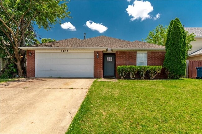 Foto del edificio - 1103 SW Apache Dr