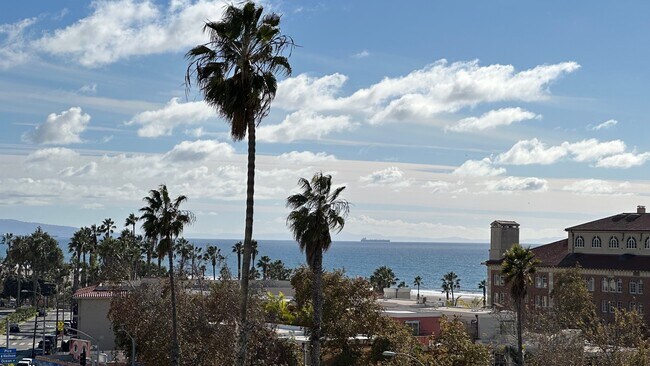 Foto del edificio - 1755 Ocean Ave
