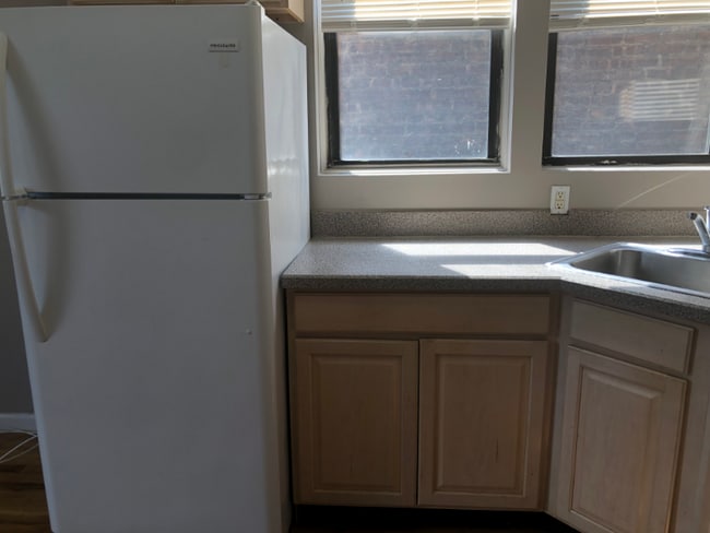 Photo - 5110 Palisade Ave Apartment