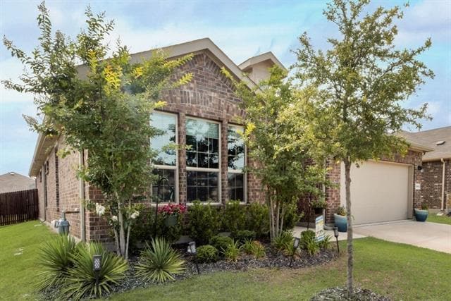 Building Photo - 15809 Culford Ln
