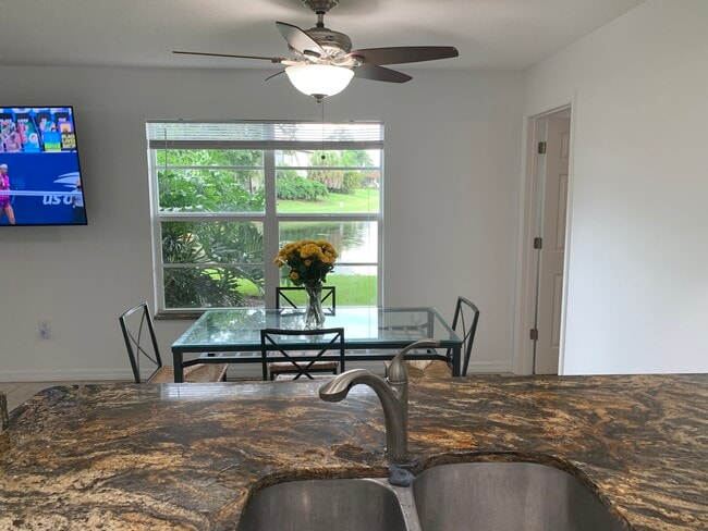 Fotografía del edificio - 3745 59th Ave W