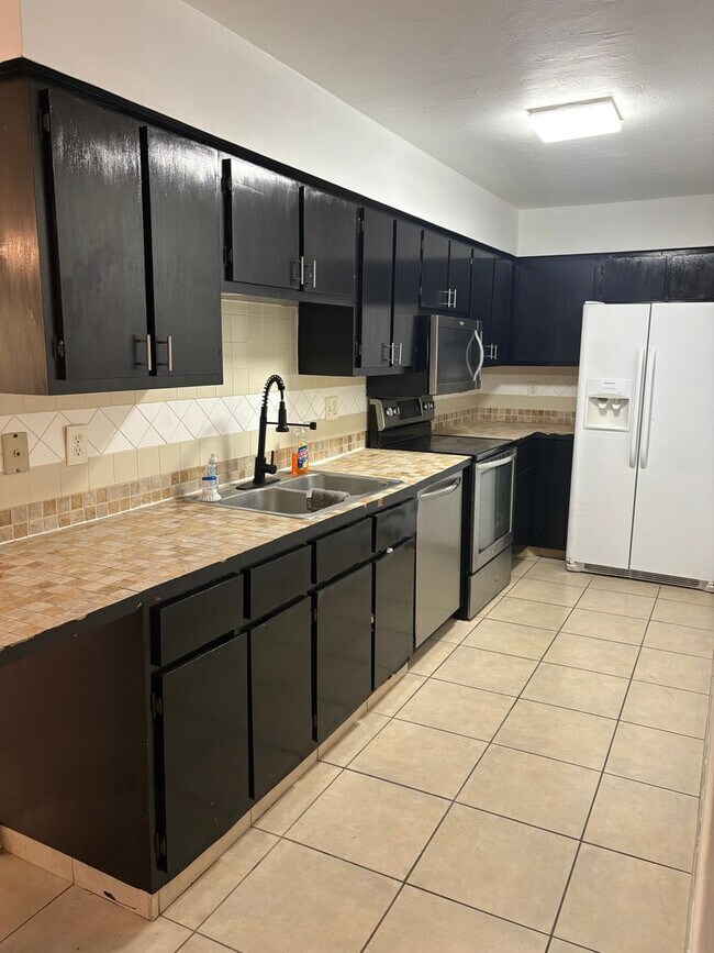 Foto del edificio - 1015 SW 48th Terrace