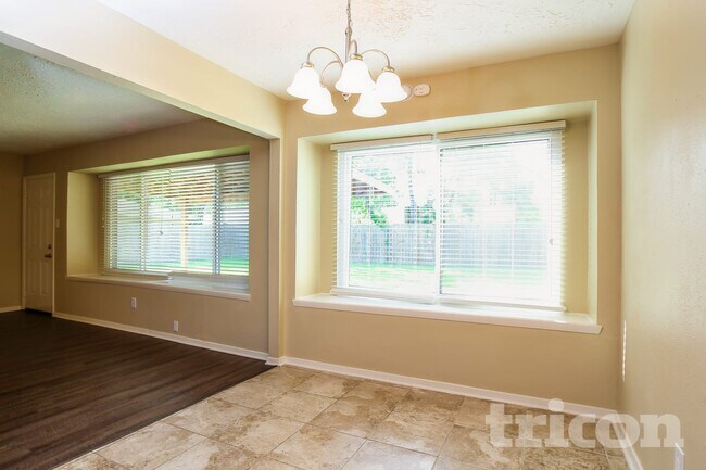 Building Photo - 4227 Burkegate Dr