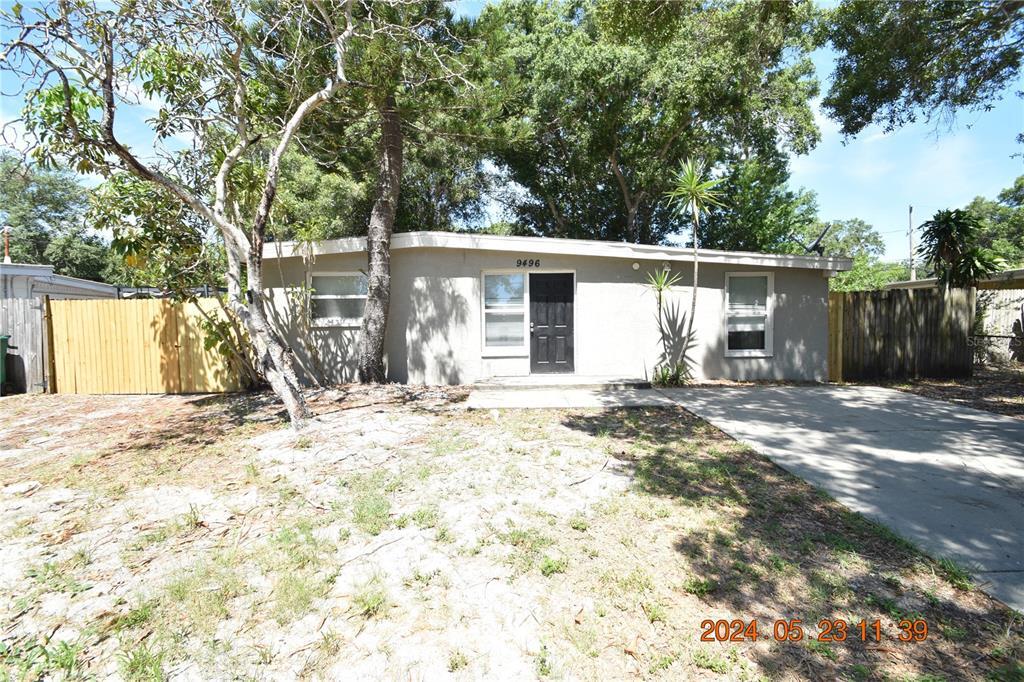 Primary Photo - 9496 84th St
