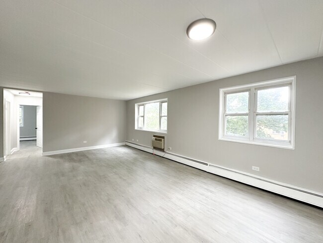 Foto del edificio - 2035 W Granville Ave