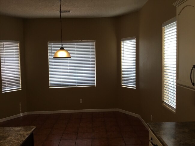 Foto del edificio - 2044 Coba Rd SE