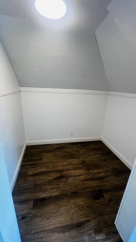 Foto del edificio - 812 Tyler Ave
