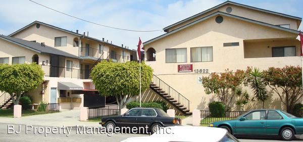 Foto principal - 13616 Kornblum Ave.