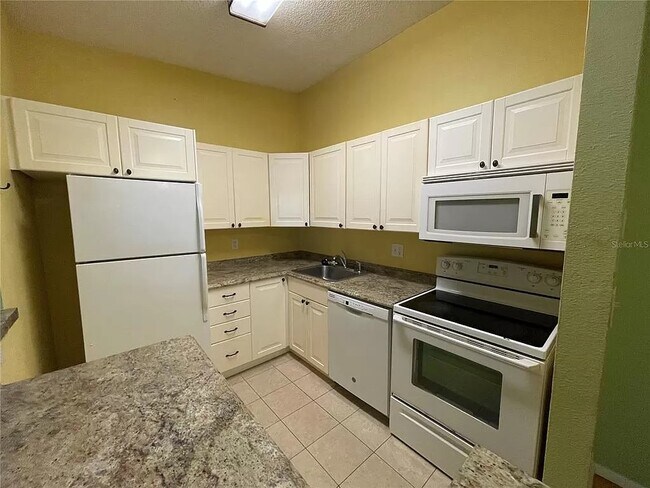 Building Photo - 6012 Laketree Lane