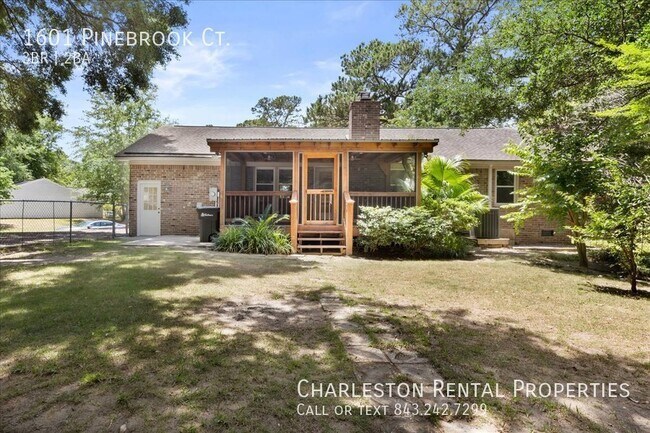 Building Photo - 1601 Pinebrook Ct