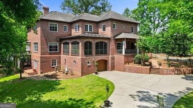 Building Photo - 4043 Piedmont Lake Rd