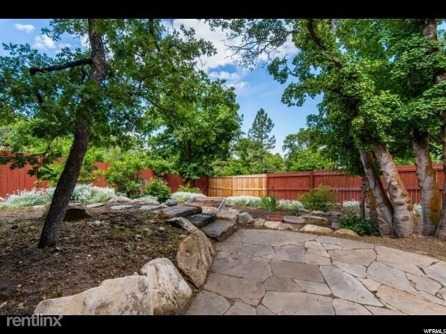 Primary Photo - 5 br, 3 bath House - 8700 Kings Hill Drive
