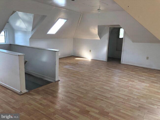 Foto del edificio - 703 2nd St