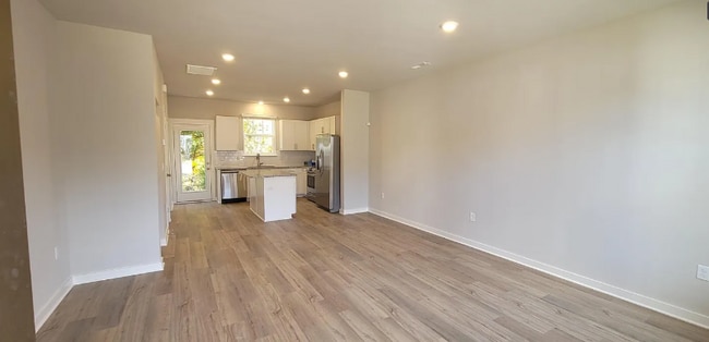 Building Photo - 1778 Frodo Wy