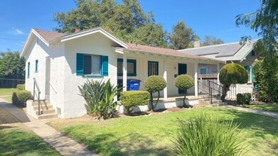 Building Photo - 217 Olive Ave