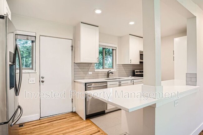 Foto del edificio - 4251 Shoshone St