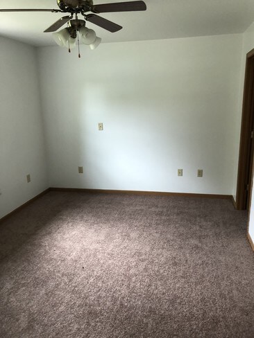 Foto del edificio - 429 N Park Ln