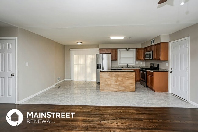 Foto del edificio - 7308 Maywood Ave