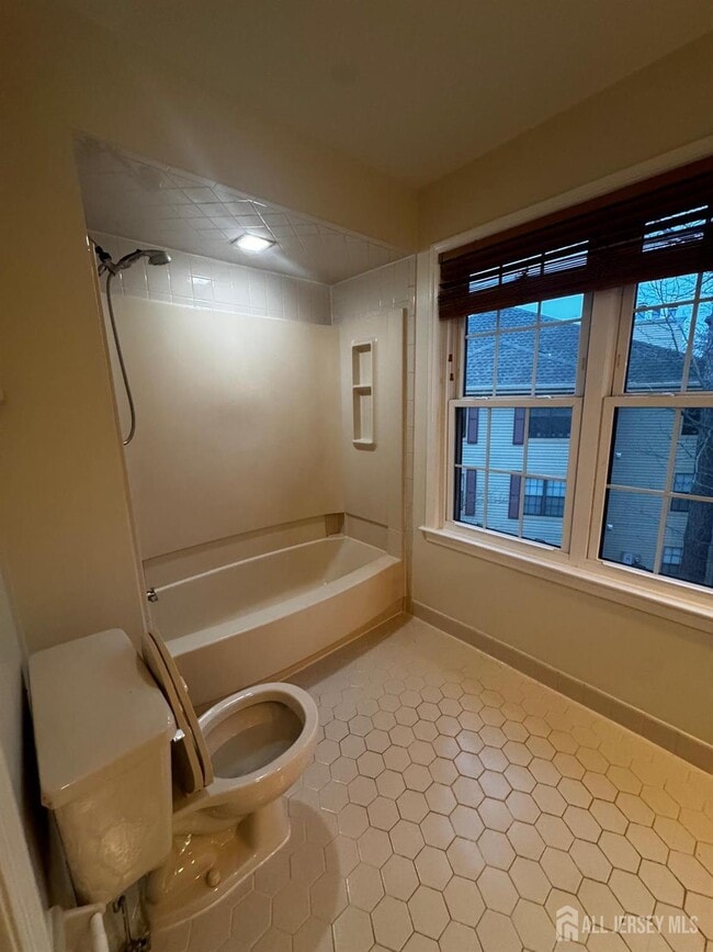 Building Photo - 1109 Stoneridge Cir