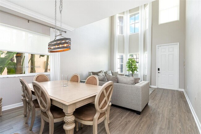 Foto del edificio - 208 SE 15th St