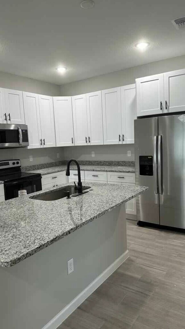 Cocina - 796 Sumner St