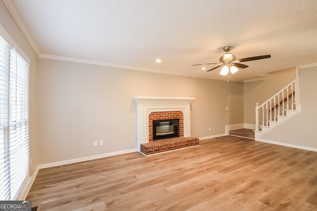 Foto del edificio - 2530 Zachary Woods Dr NW