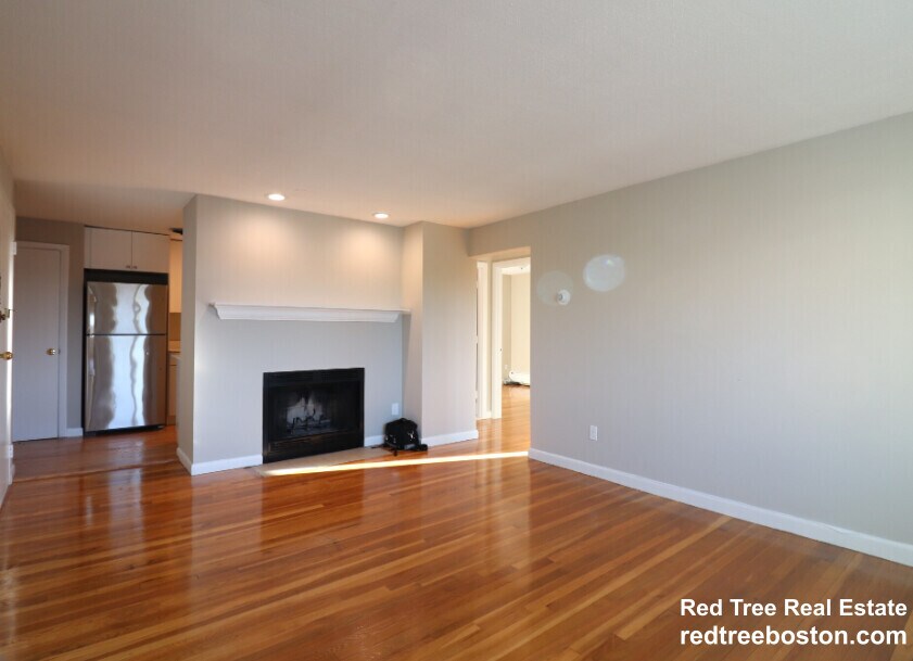 Apt 32 - 50 Evergreen St